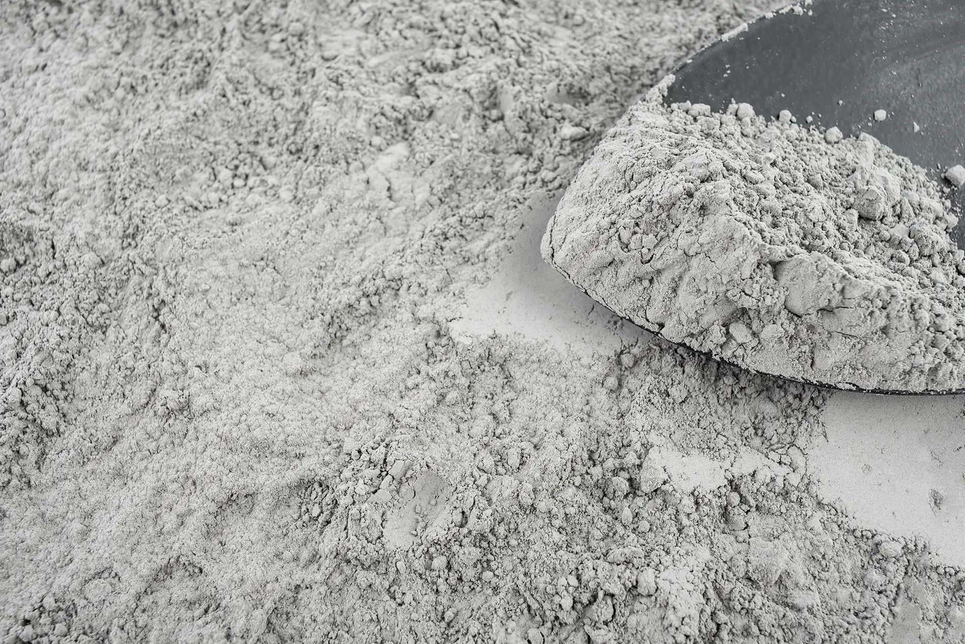 High-quality cement for construction and industrial use